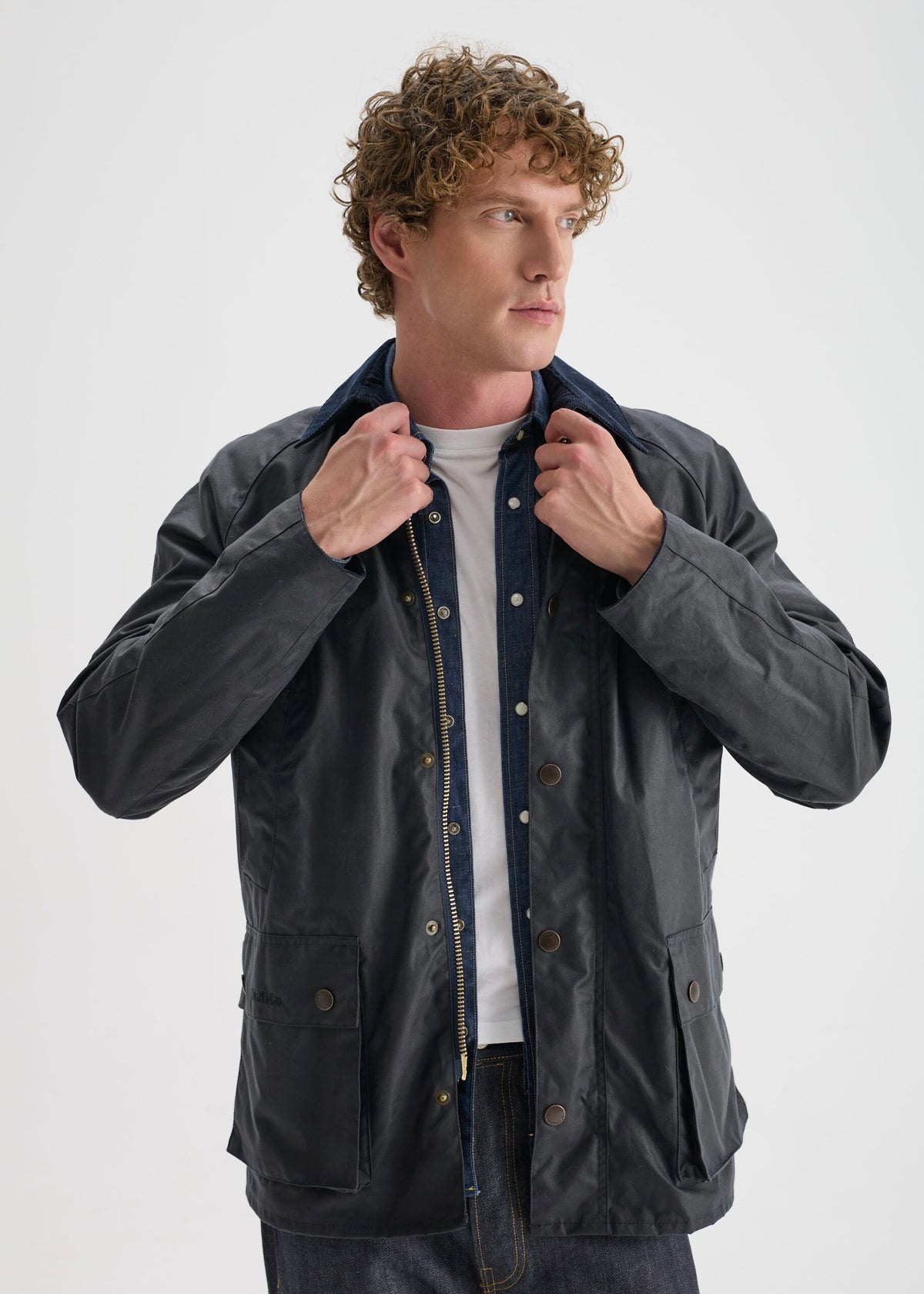 Barn Wax Jacket (Slim) — Navy