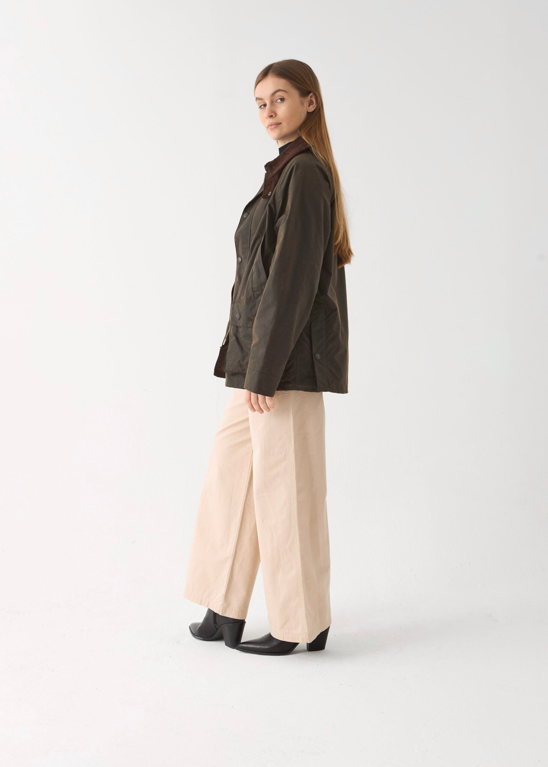 Women's Barn Wax Jacket — Olive