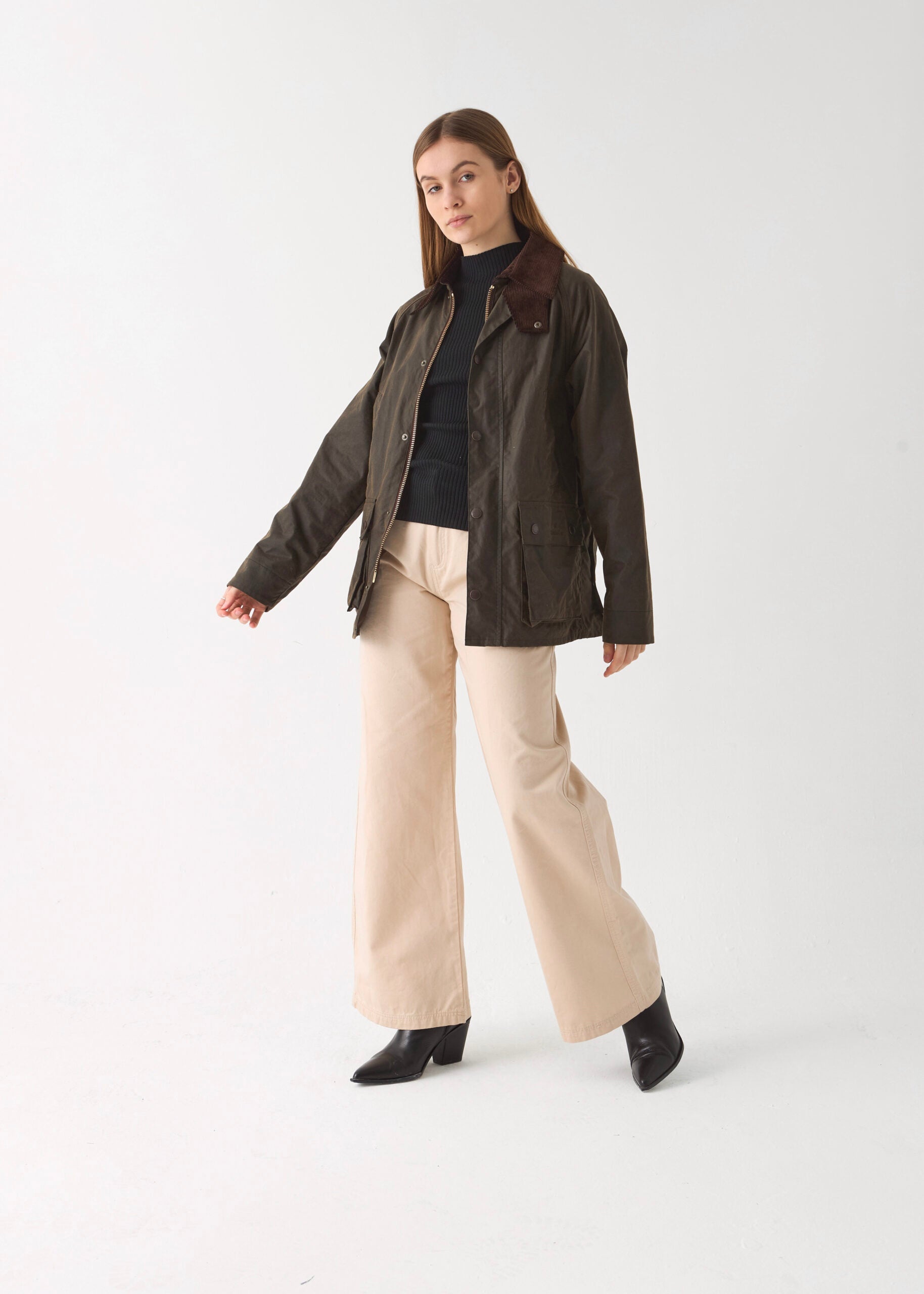 Women's Barn Wax Jacket — Olive